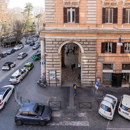 Leone D'Oro Guesthouse - Close To Piazza Vittorio Рим Екстер'єр фото